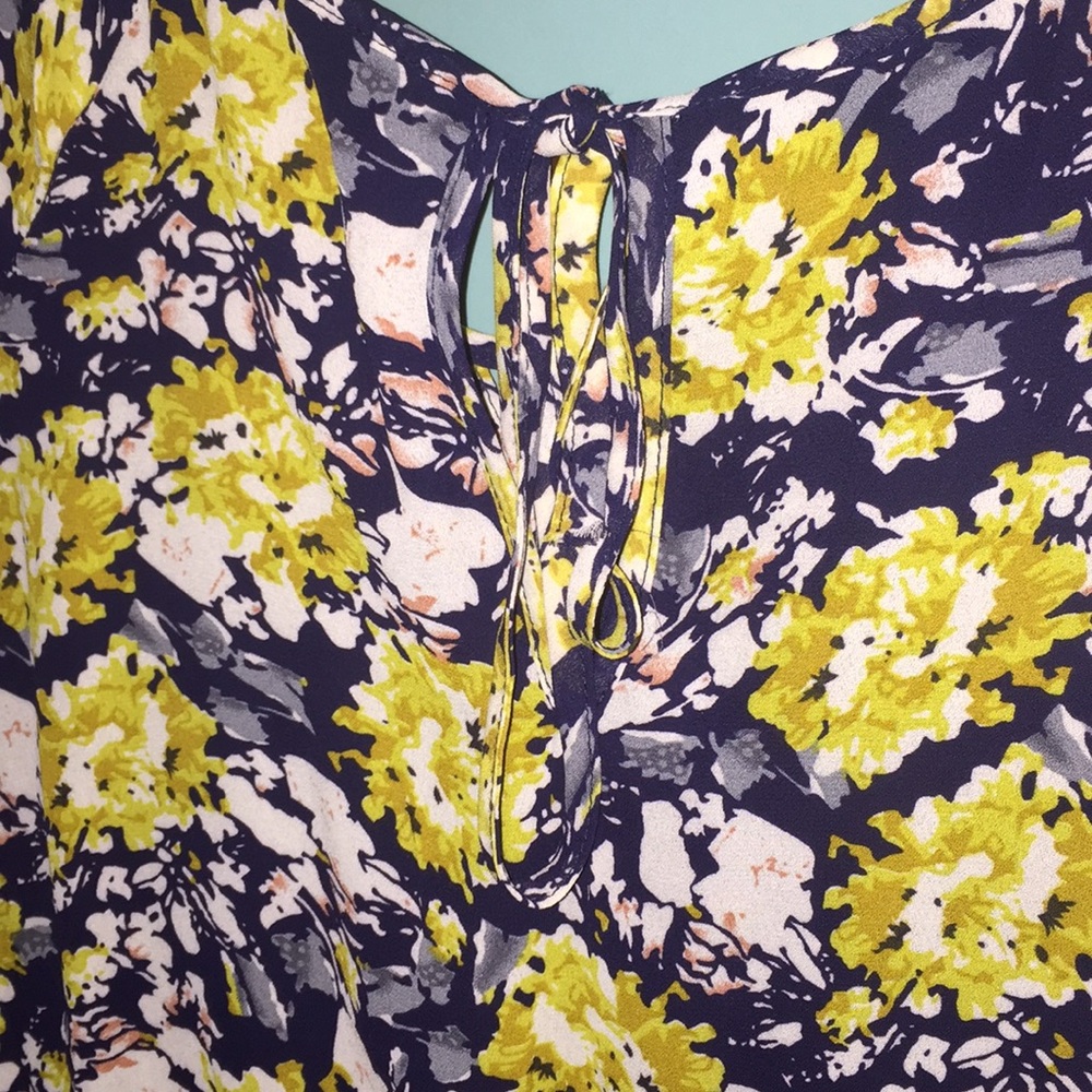 Best Society Floral Pleated Dress - Picture 6 of 6